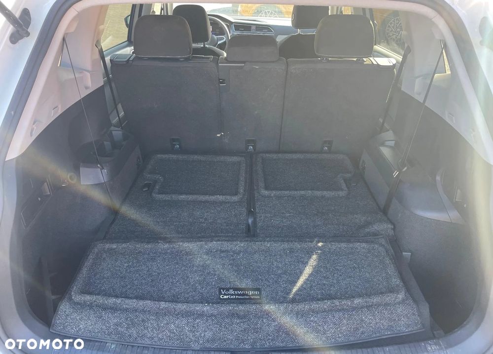 Volkswagen Tiguan Allspace - 9