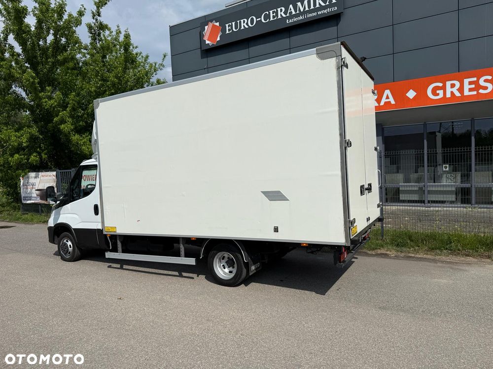 Iveco Daily 50C18, 3.0 180KM, Wysoki kontener, DMC 3,5t, Niski przebieg - 5