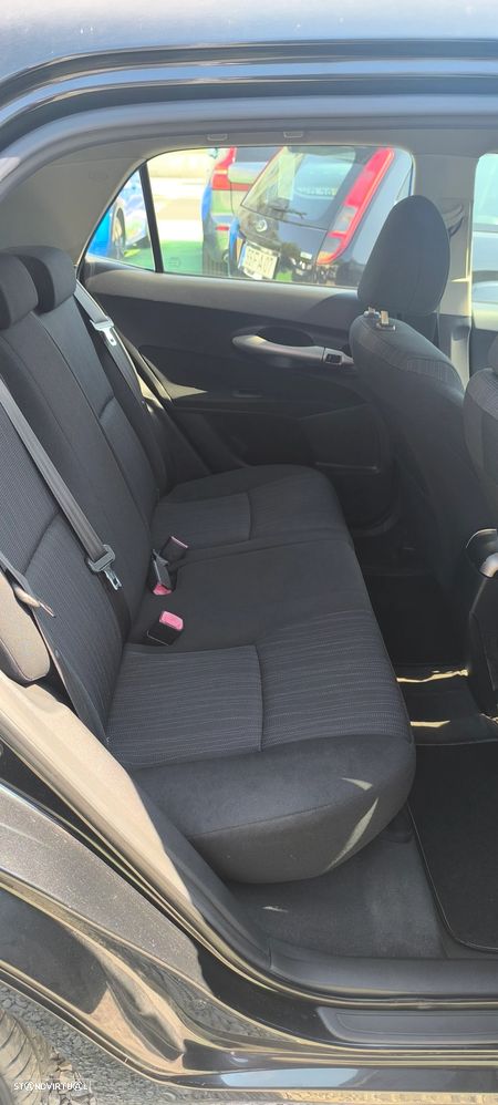 Toyota Auris 1.4 VVT-i AC - 6