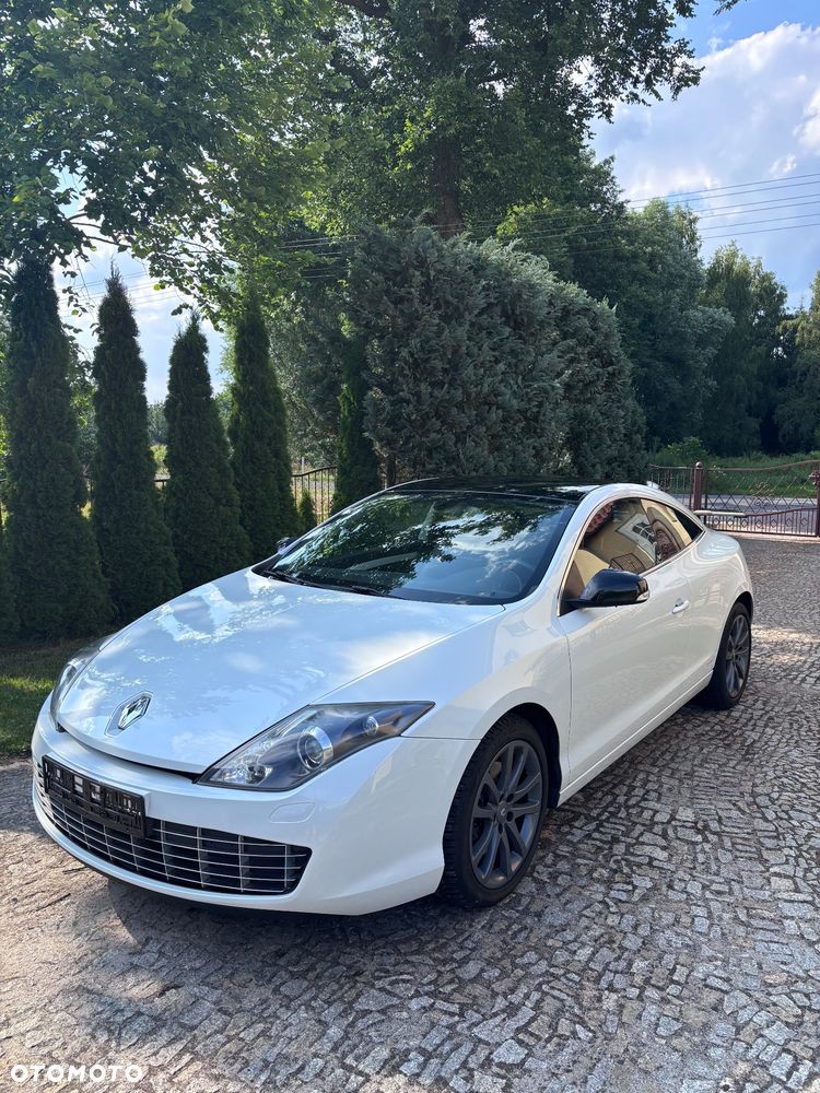 Renault Laguna 2.0 dCi Monaco GP2 - 1