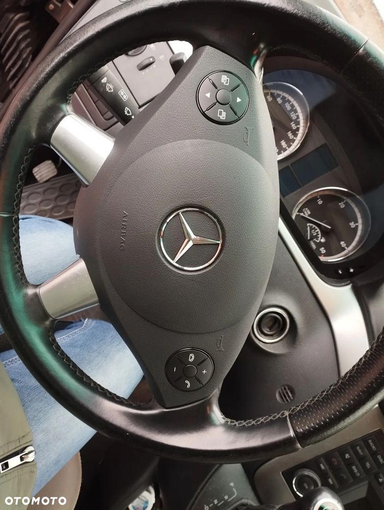 Mercedes-Benz Viano - 7