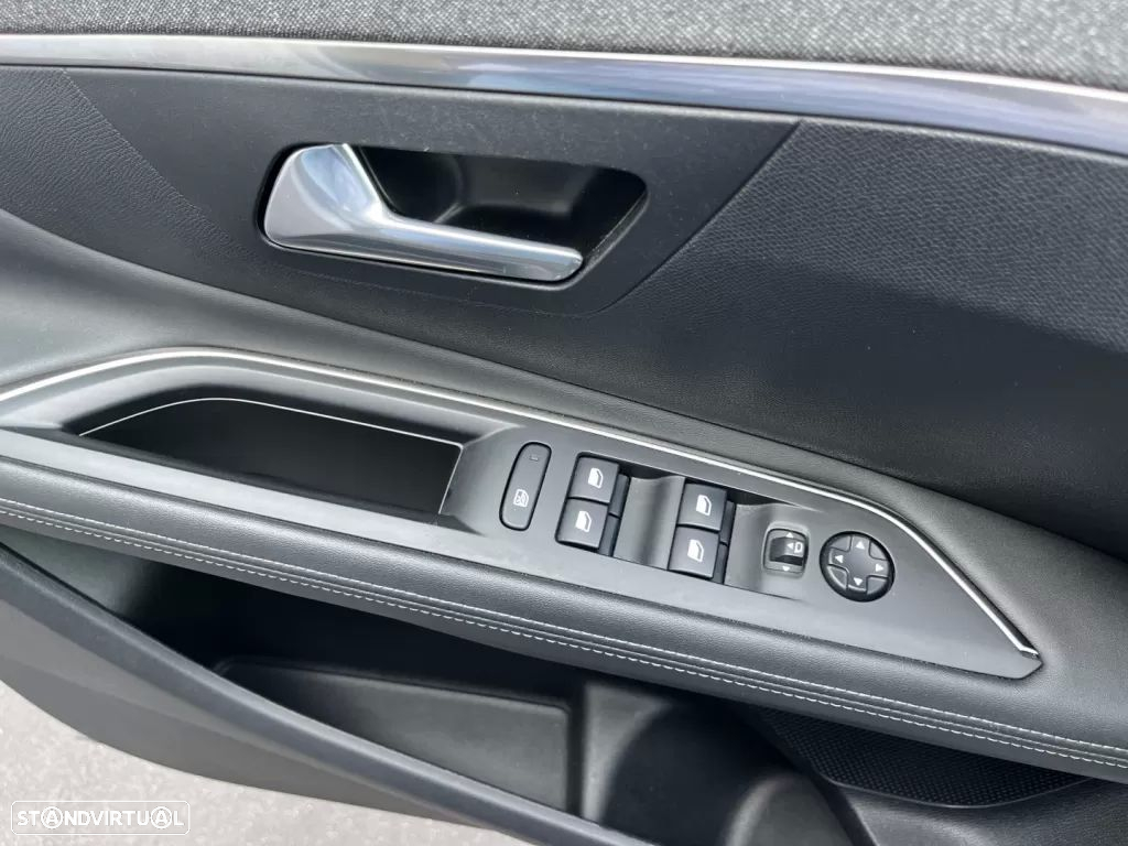 Peugeot 3008 1.2 PureTech Allure Pack - 19