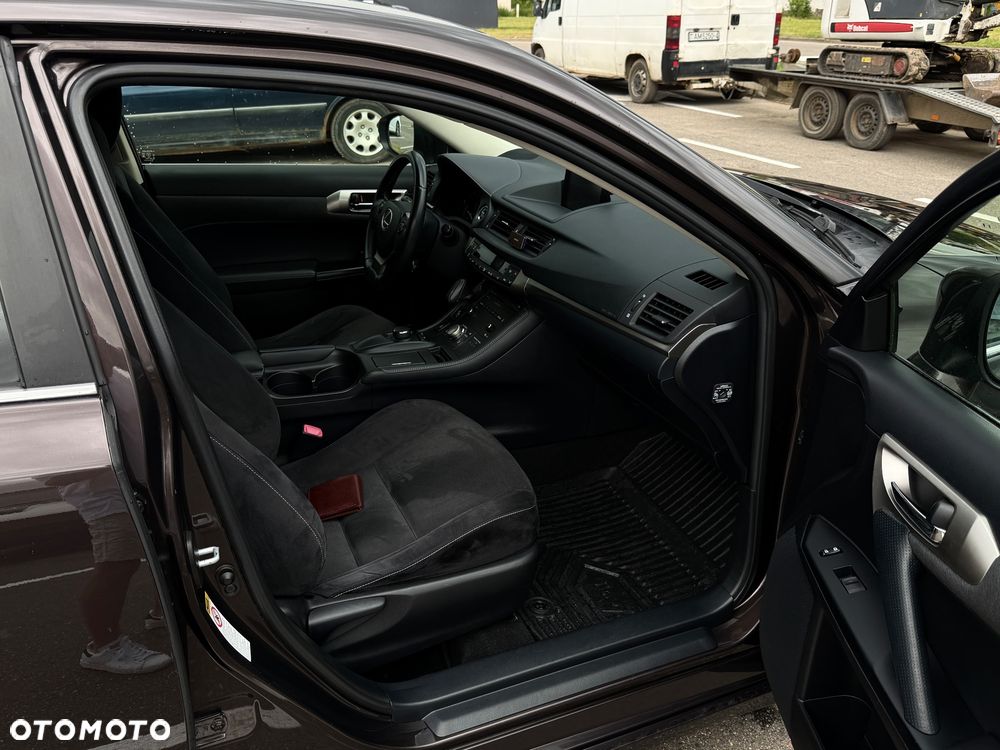 Lexus CT 200h Comfort - 16