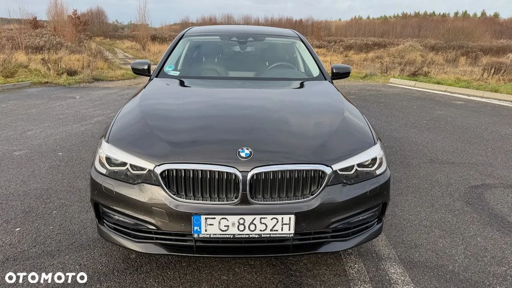 BMW Seria 5 520d Sport Line - 7