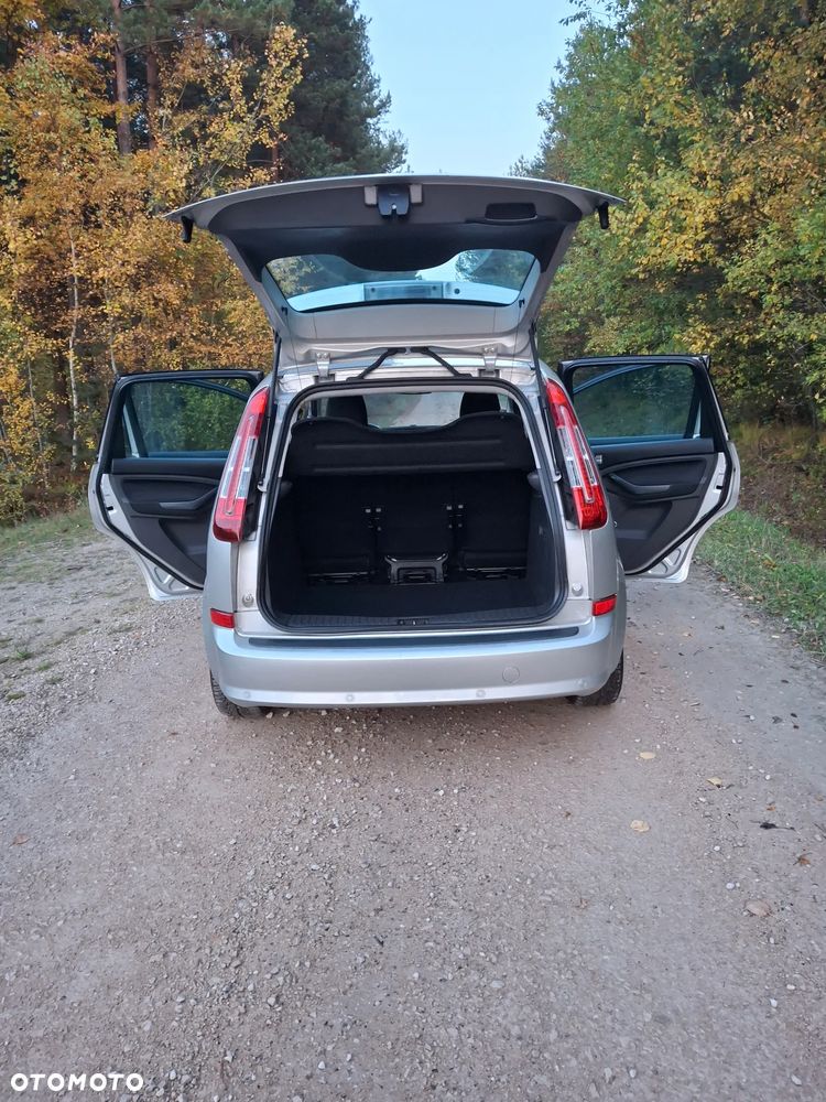 Ford C-MAX - 18