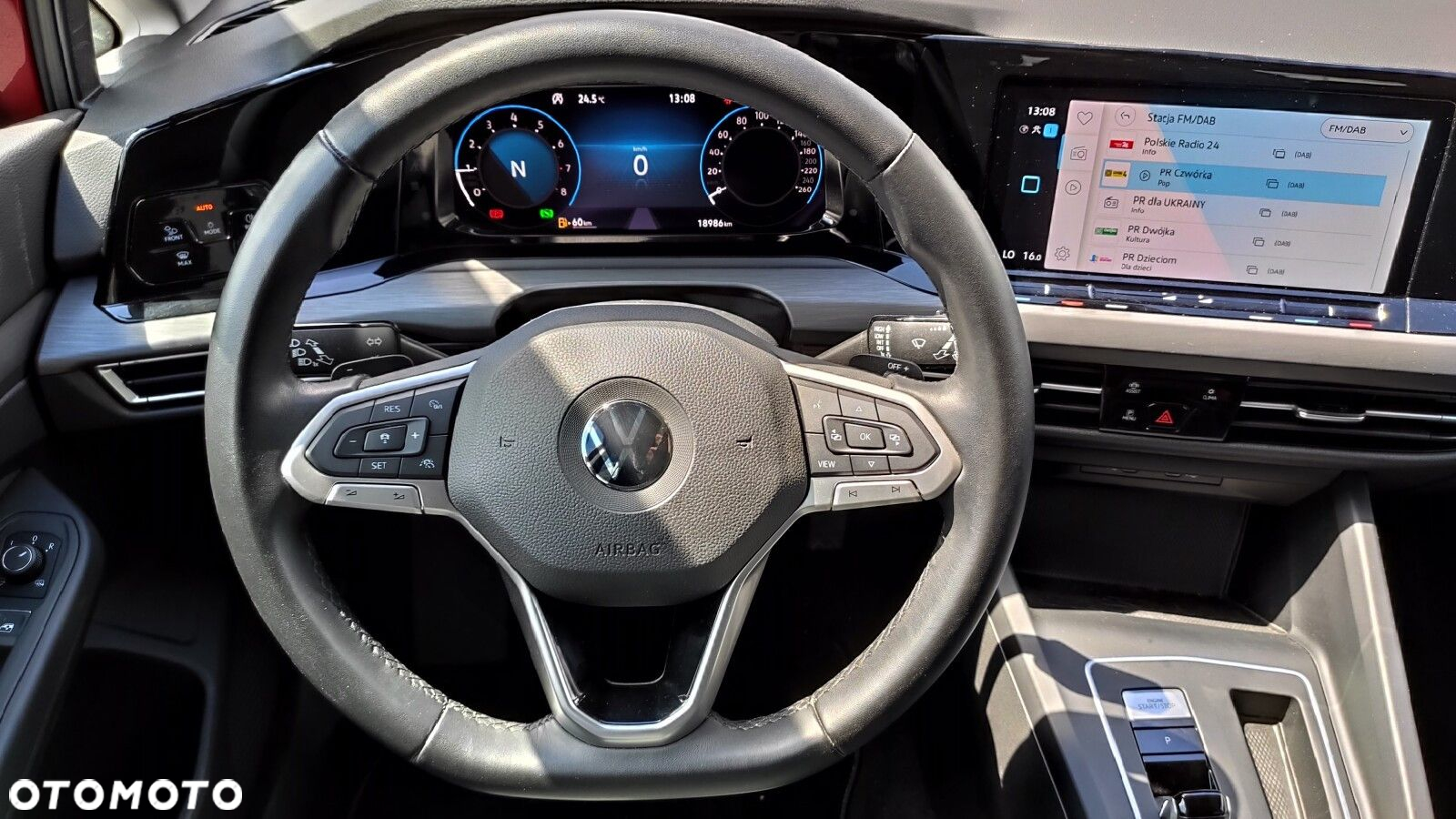 Volkswagen Golf - 13