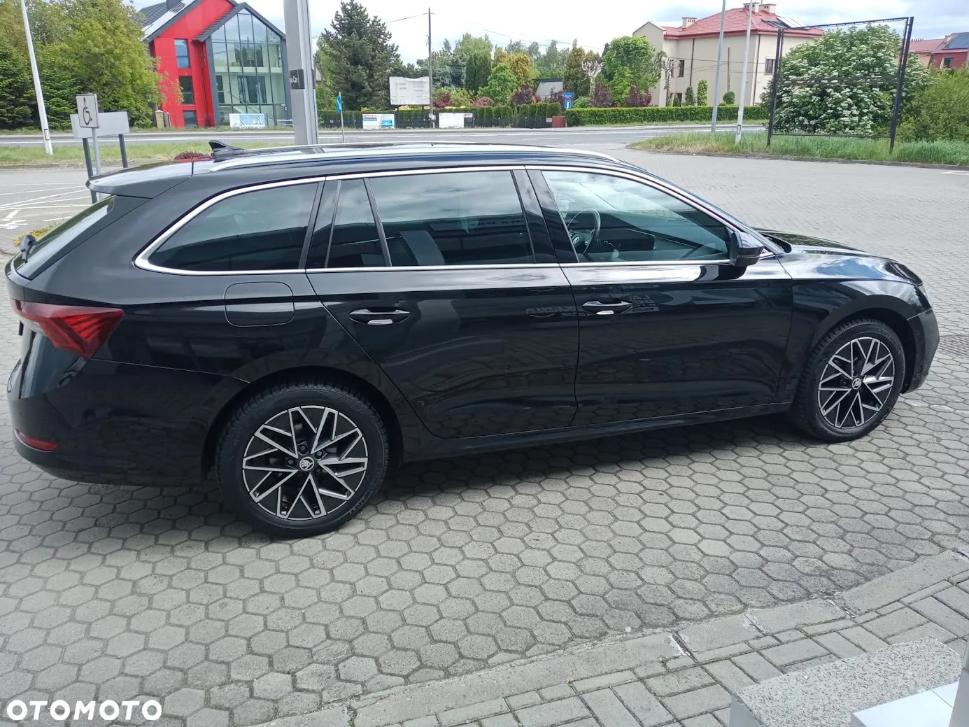 Skoda Octavia 2.0 TDI Style DSG - 2