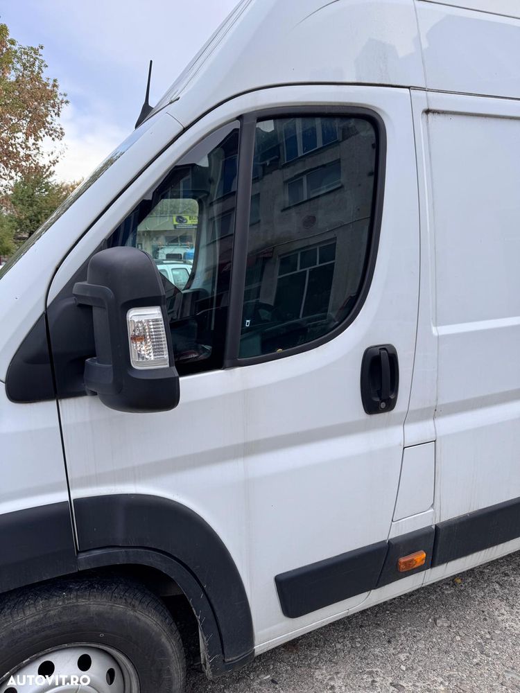 Peugeot Boxer 2022 photo 3