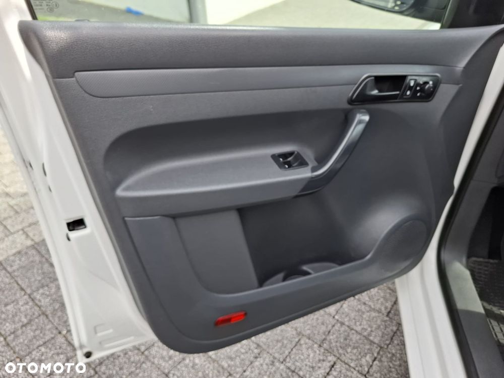 Volkswagen CADDY - 4