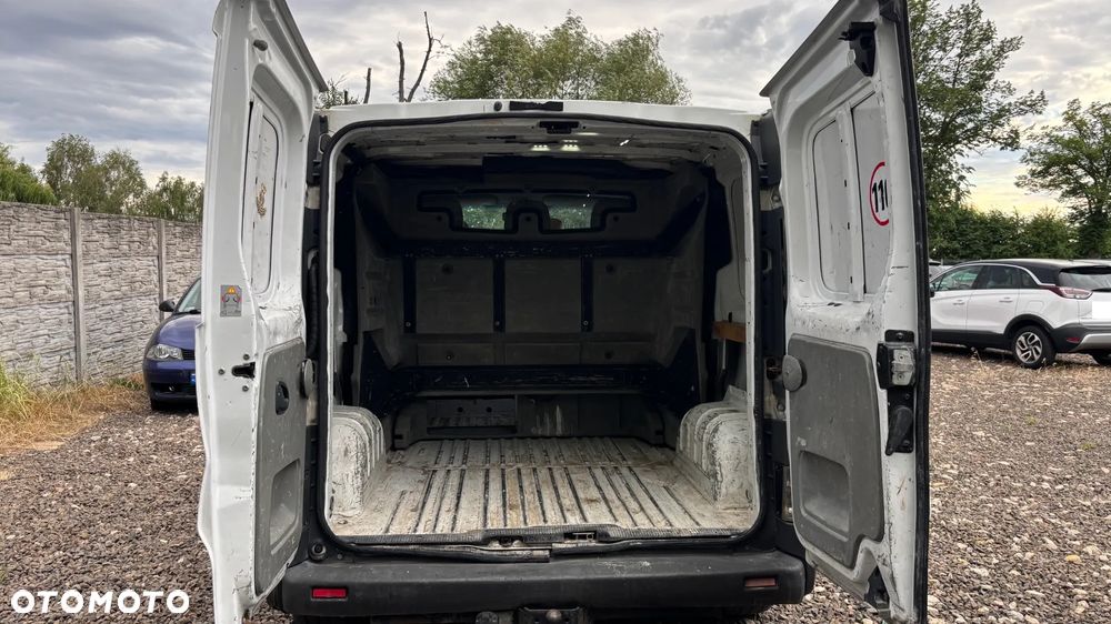 Renault TRAFIC - 30