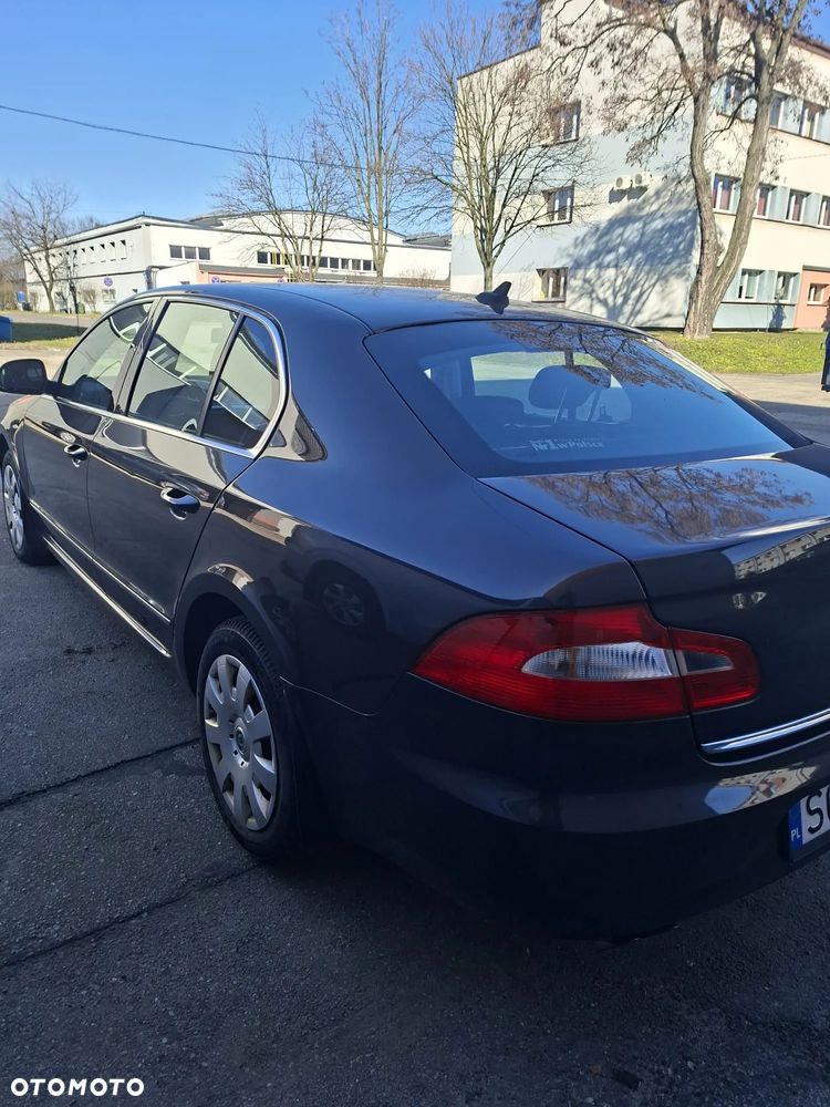Skoda Superb 2.0 TDI Platinum DSG - 3