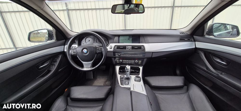 BMW Seria 5 525d xDrive Aut. Luxury Line - 9