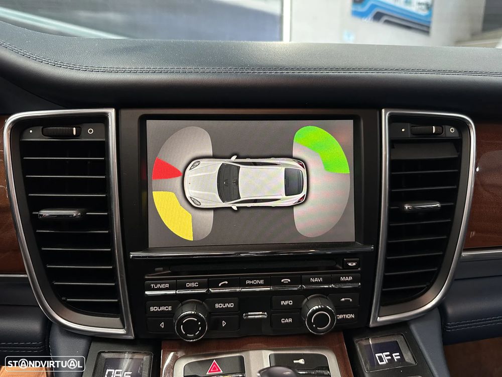 Porsche Panamera Turbo PDK - 44