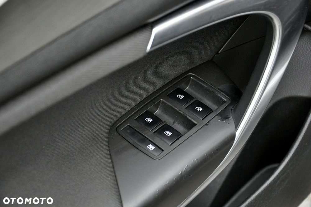 Opel Insignia 1.4 T Cosmo S&S - 12