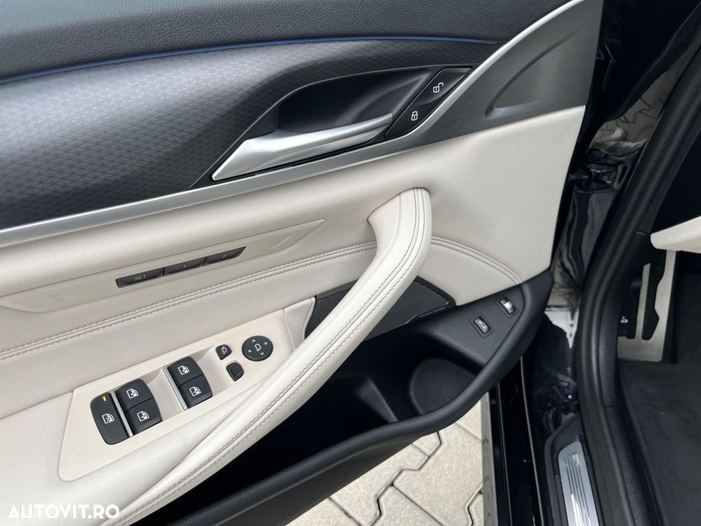 BMW Seria 5 545e xDrive Aut. M Sport Edition - 10