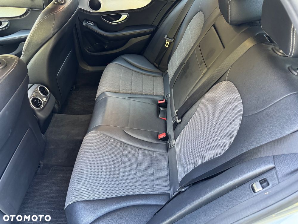 Mercedes-Benz Klasa C 200 (BlueTEC) d 7G-TRONIC - 39