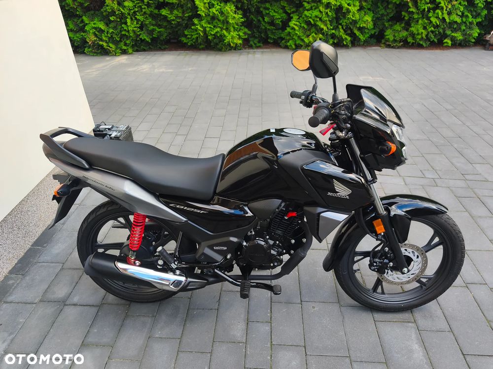 Honda CBF - 2