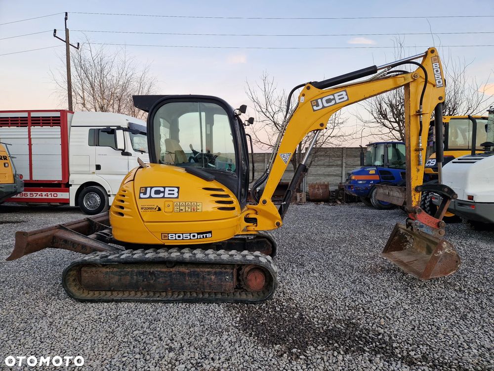 JCB 8050 - 1