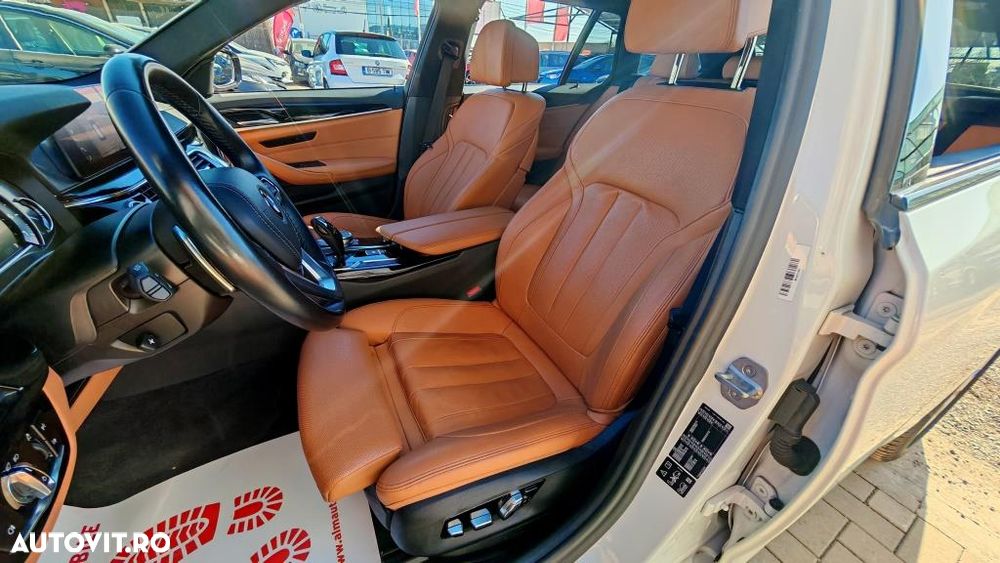 BMW Seria 5 540i xDrive Aut. Luxury Line - 8