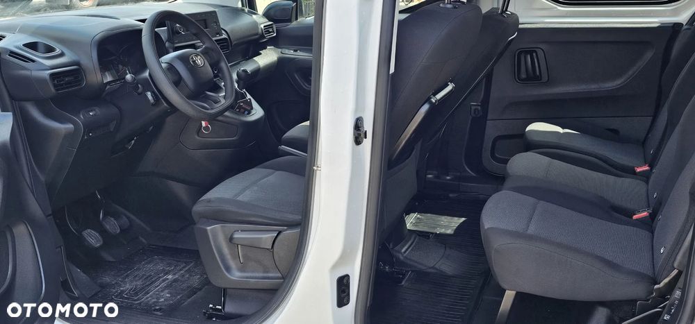 Toyota ProAce Kombi 1.5 D-4D Medium 2,6t - 20