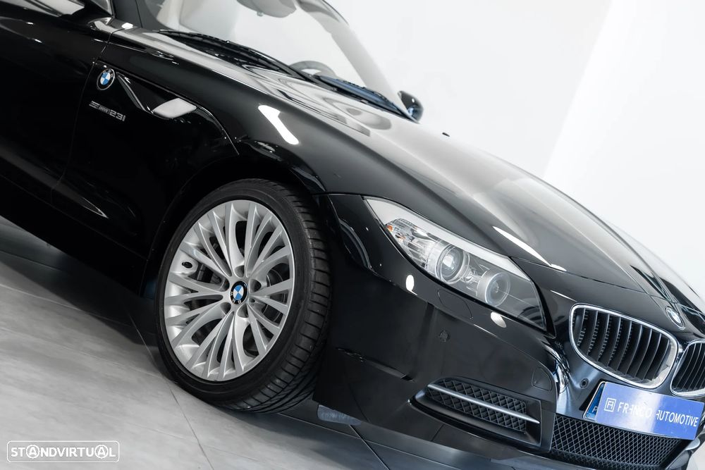 BMW Z4 23 i - 6