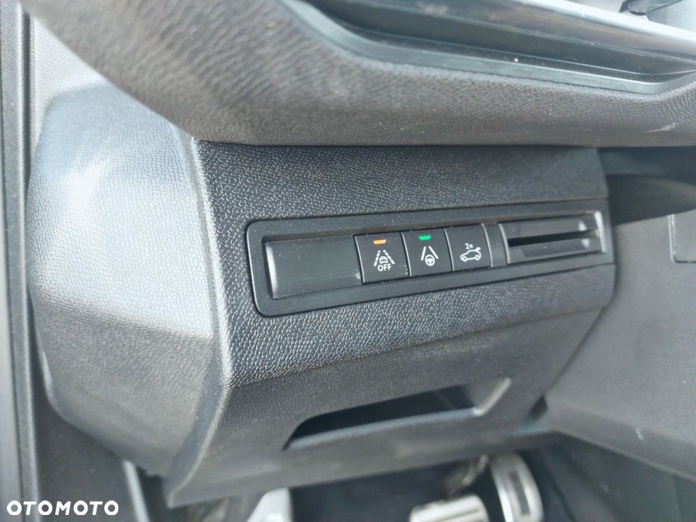 Peugeot 5008 - 13