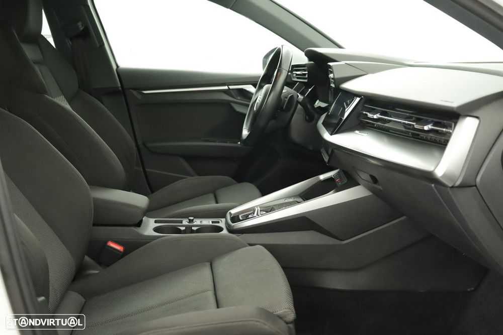 Audi A3 Sportback 30 TFSI S tronic - 22
