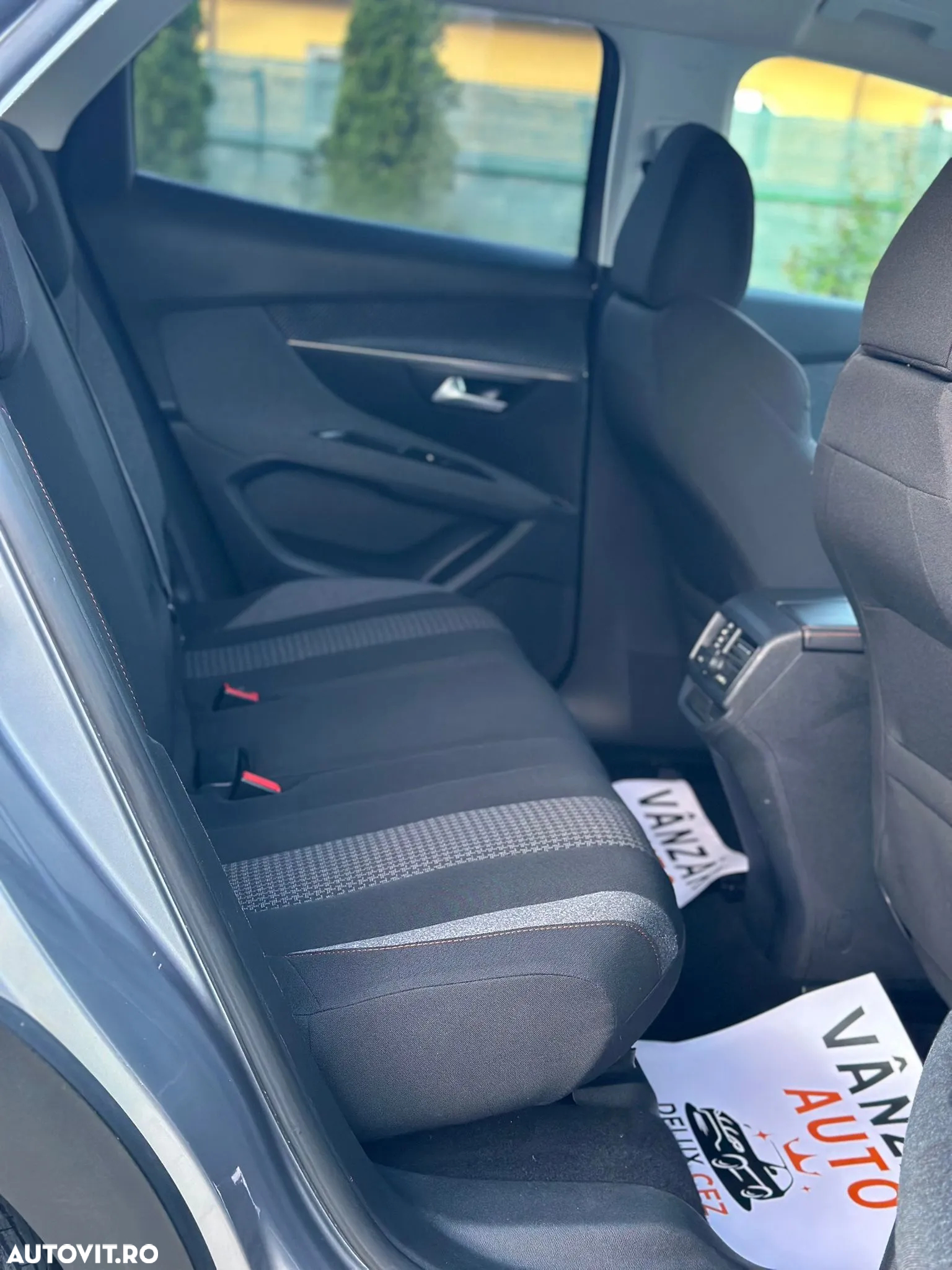 Peugeot 3008 BlueHDi 120 Stop & Start EAT6 Active Business-Paket - 9