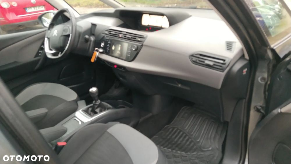 Citroën C4 Picasso 1.2 PureTech Live S&S - 23