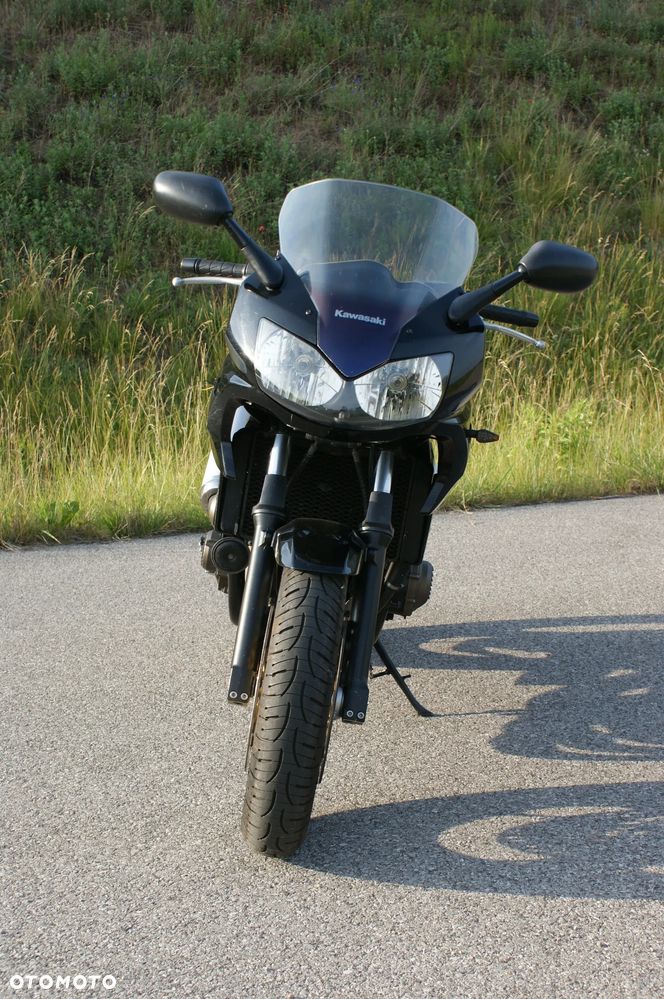 Kawasaki ZRX - 3