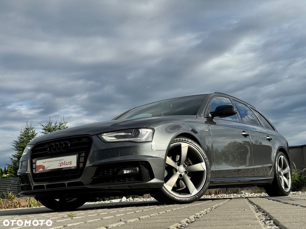 Audi A4 Avant 2.0 TDI DPF clean diesel S line Sportpaket - 2