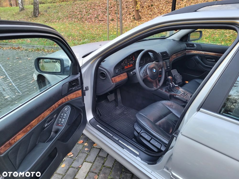 BMW Seria 5 - 8