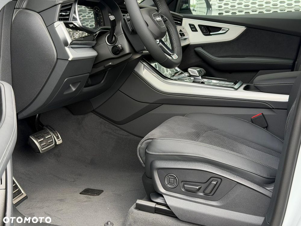 Audi Q8 SUV TDI quattro 210 kW tiptronic - 12