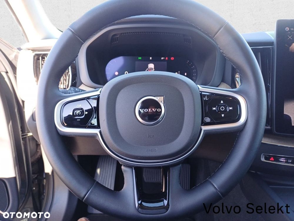Volvo XC 60 2025