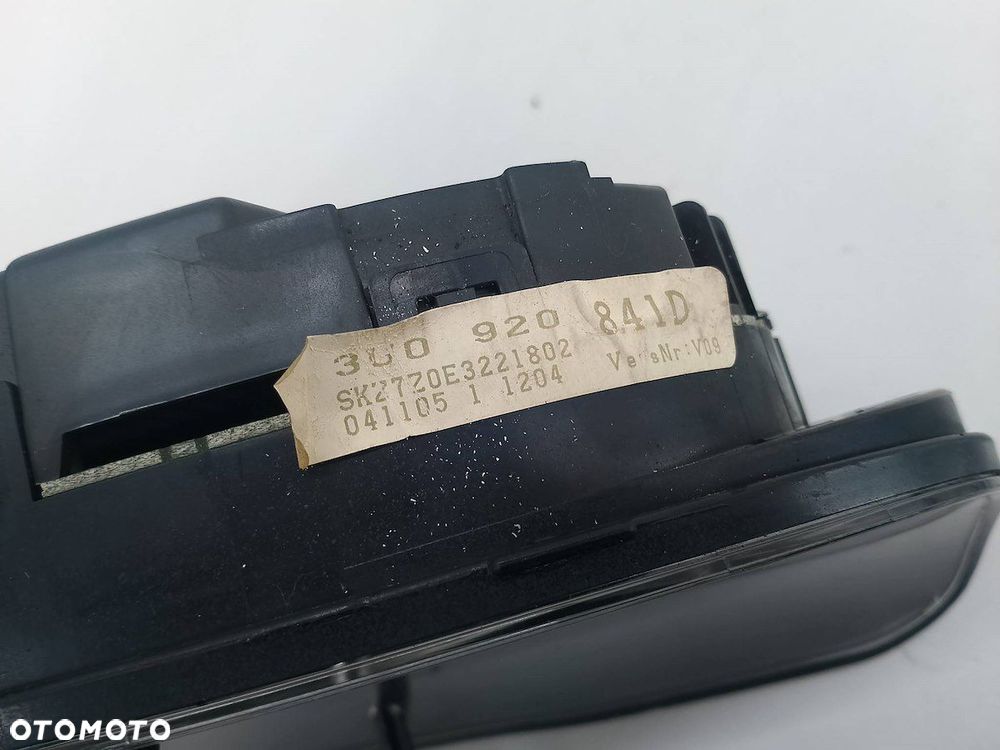 LICZNIK SKODA SUPERB I  1.9 TDI 3U0920841D - 4