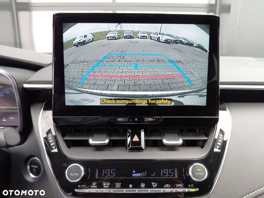 Toyota Corolla 1.8 Hybrid Comfort - 18