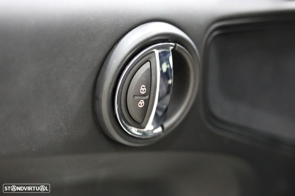 MINI Countryman One D - 25