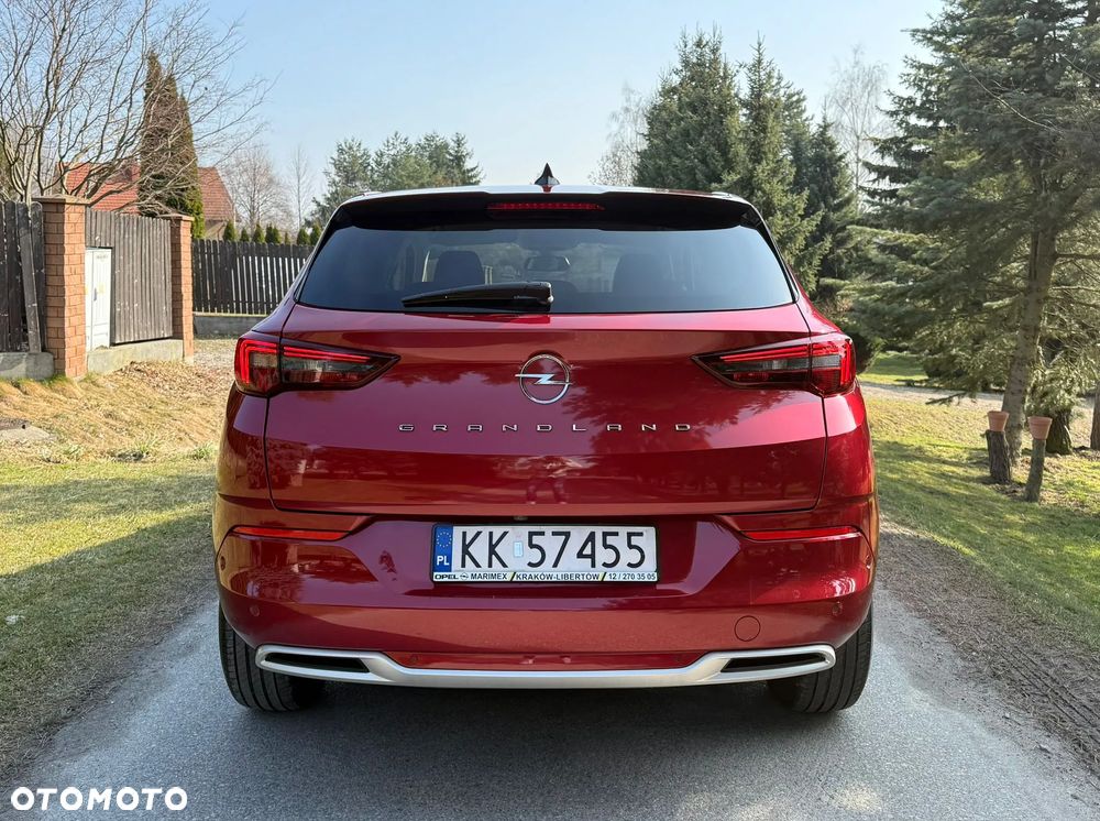 Opel Grandland X 1.2 T GPF Design&Tech S&S - 9