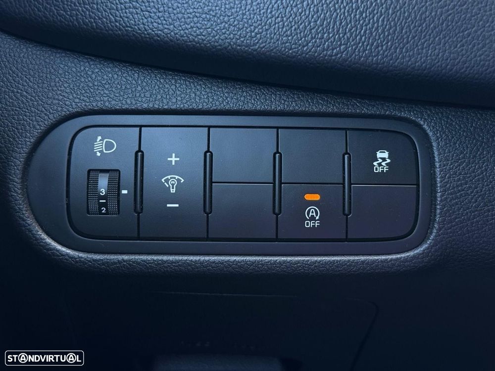 Kia Carens 1.7 CRDi ISG EX - 16