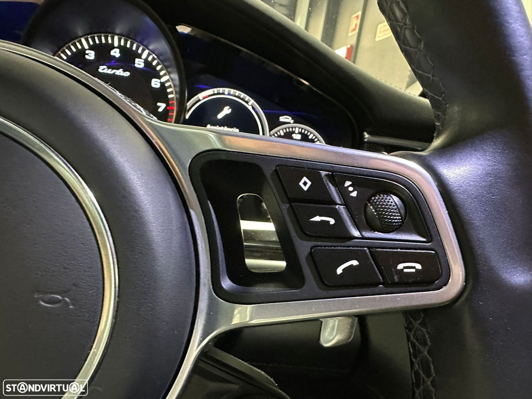 Porsche Panamera Turbo - 46