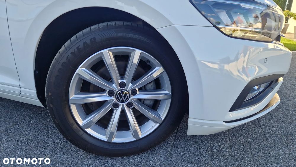 Volkswagen Passat 2.0 TDI SCR Highline DSG - 33