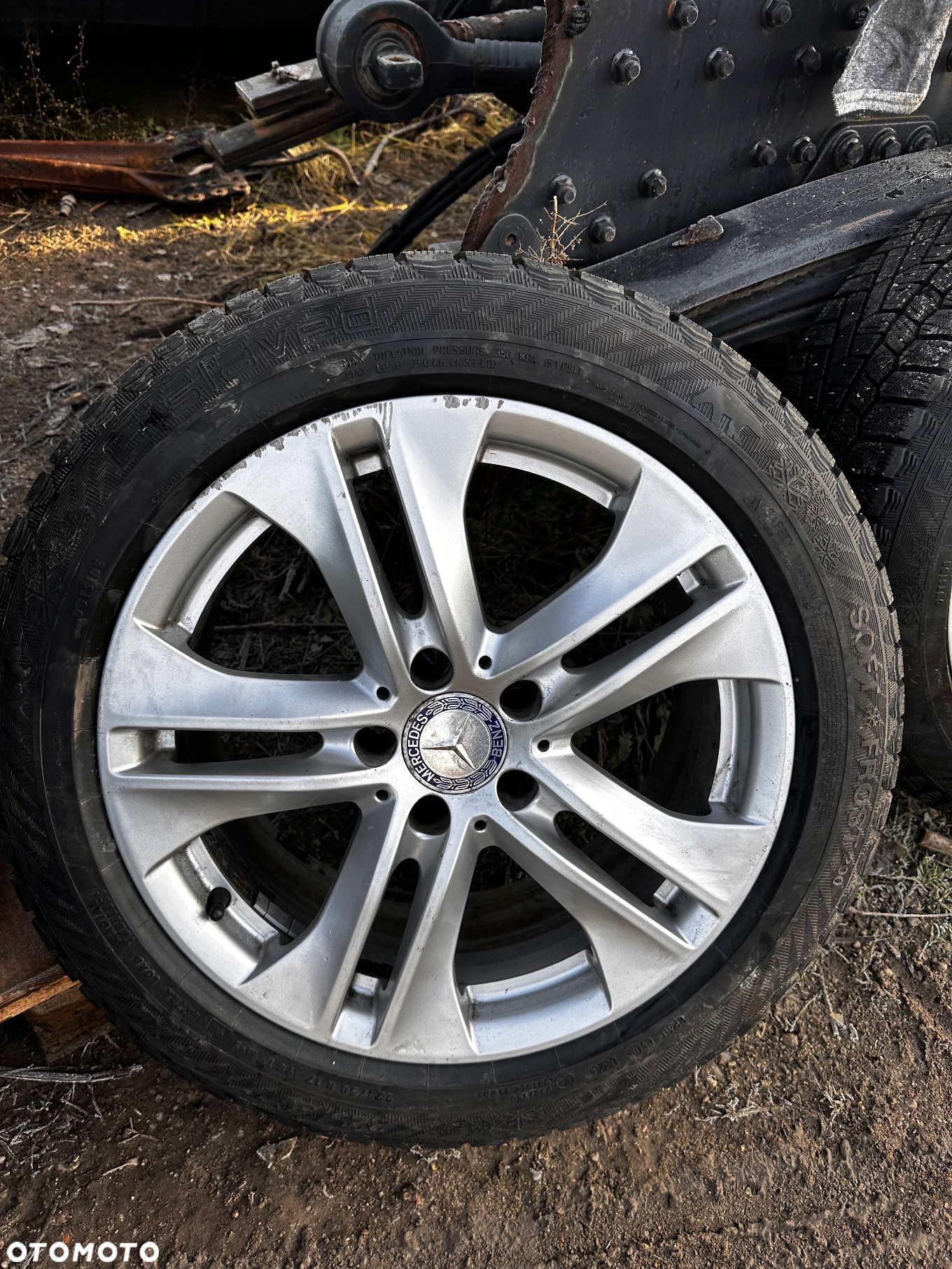 Koła alufelgi Mercedes-BENZ nowe opony zimowe 17 5x112 - 4