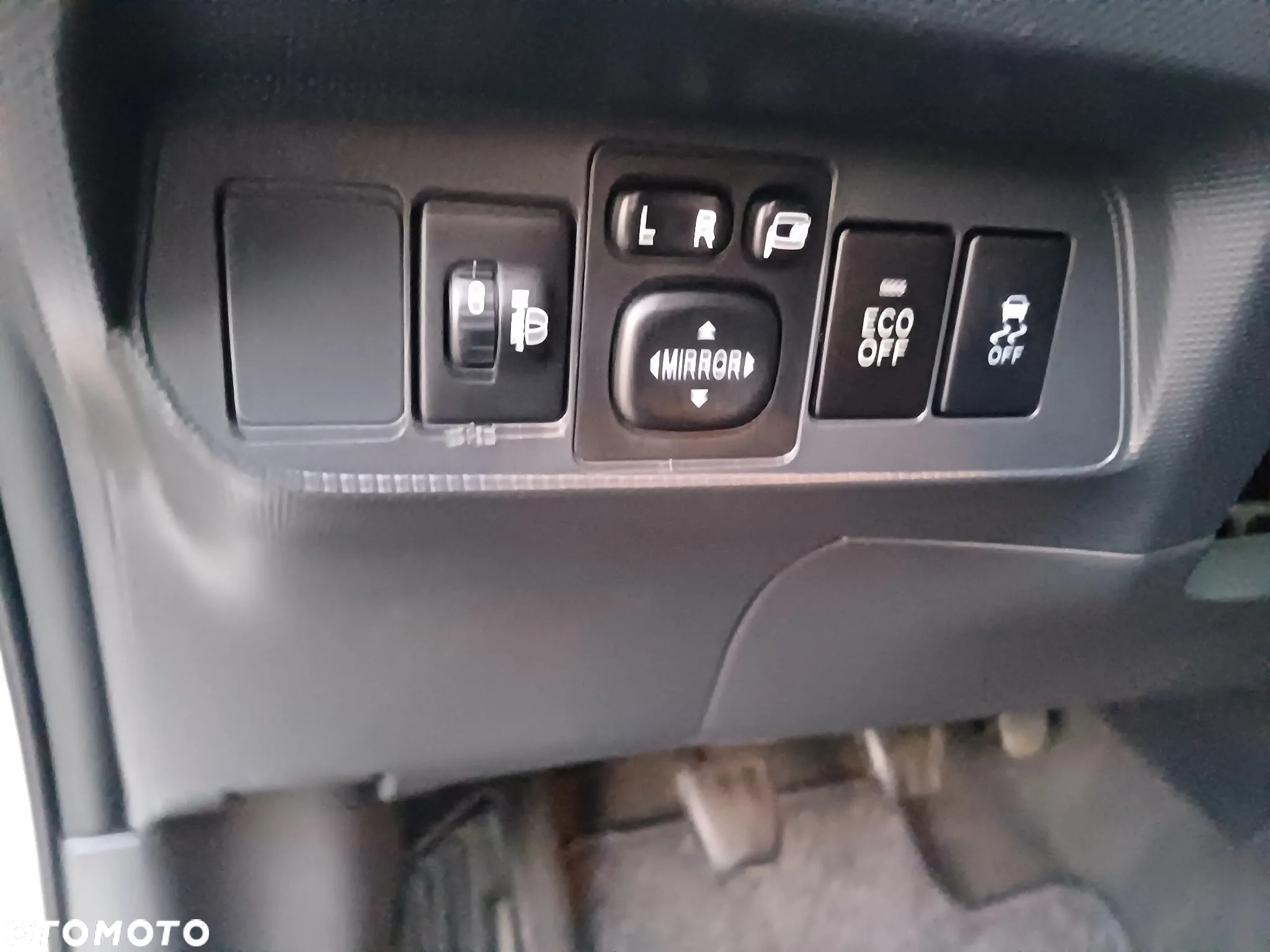 Toyota Auris 1.33 VVT-i Luna - 21