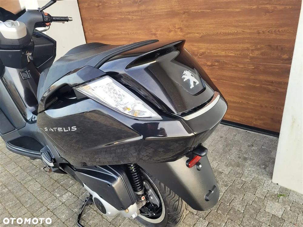 Peugeot Satelis - 27