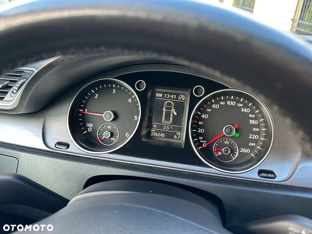 Volkswagen Passat Variant 2.0 Blue TDI DSG SCR Comfortline - 22