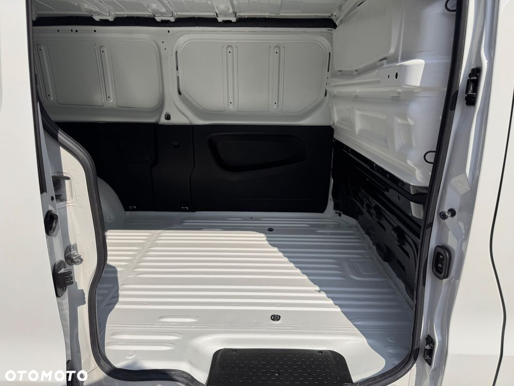 Renault Trafic long - 12
