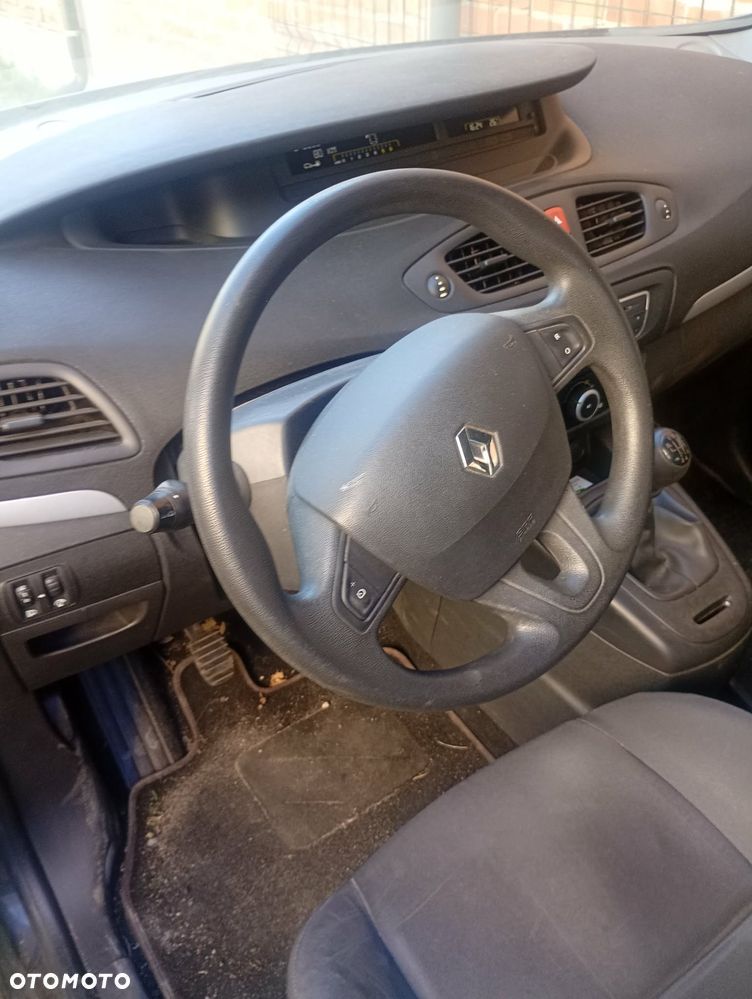 Renault Scenic dCi 110 Expression - 15