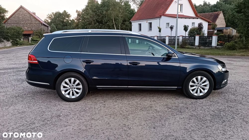 Volkswagen Passat 2.0 TDI Comfortline - 5