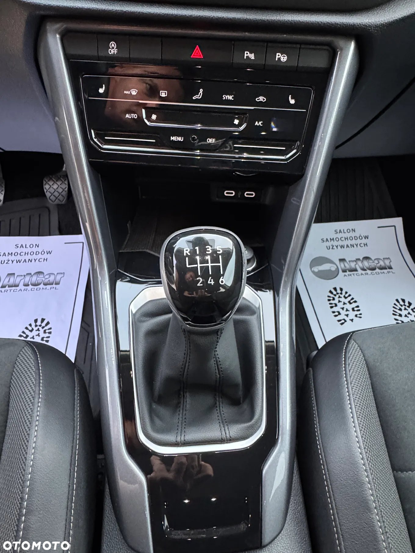 Volkswagen T-Roc 1.5 TSI Style - 32