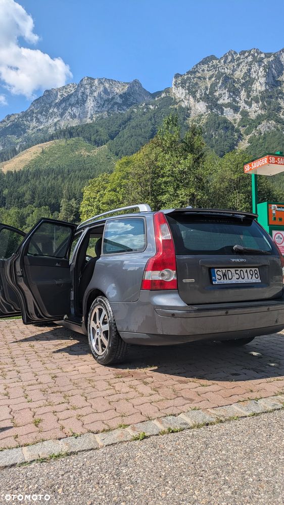 Volvo V50 2.0D Momentum - 1